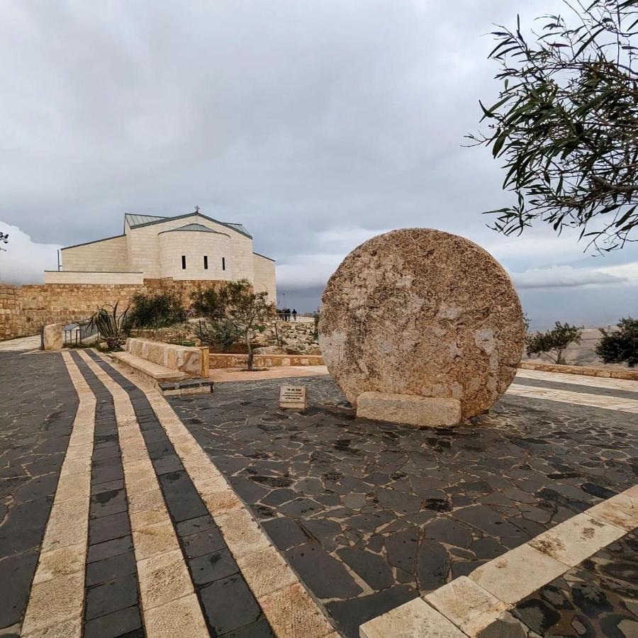 Grand Hotel Madaba Eksteriør billede